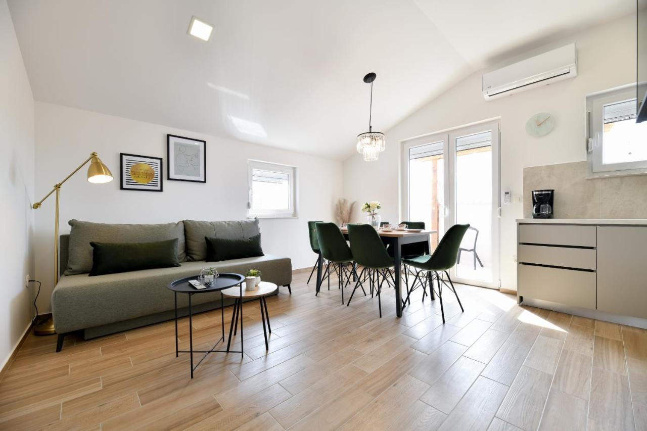 Modern Holiday Apartment "Libra" With Swimming Pool Posedarje Dış mekan fotoğraf