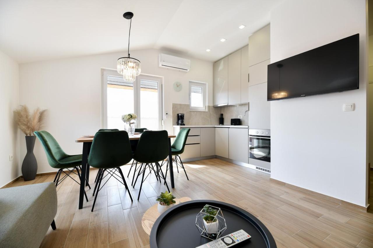 Modern Holiday Apartment "Libra" With Swimming Pool Posedarje Dış mekan fotoğraf