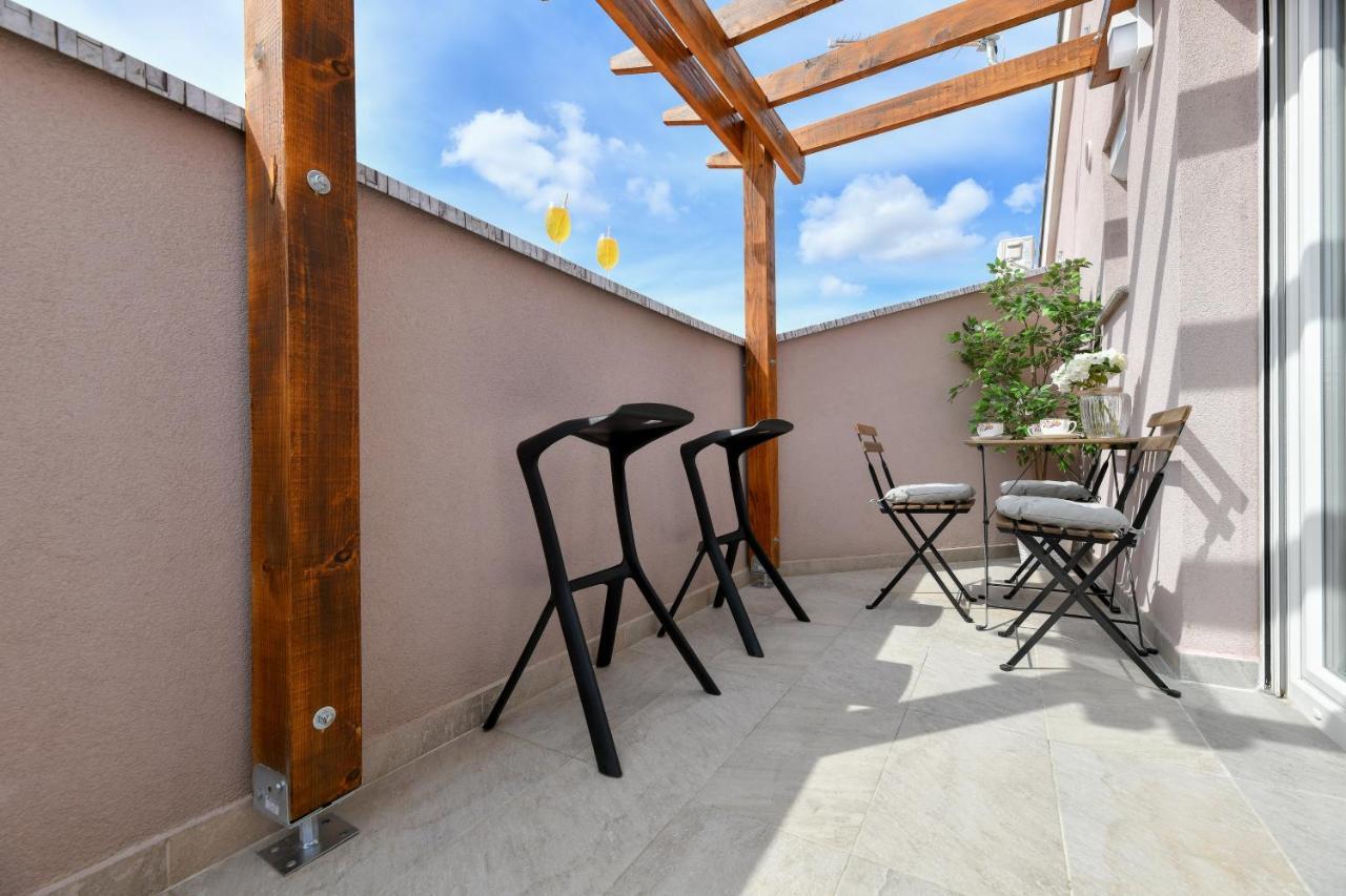 Modern Holiday Apartment "Libra" With Swimming Pool Posedarje Dış mekan fotoğraf