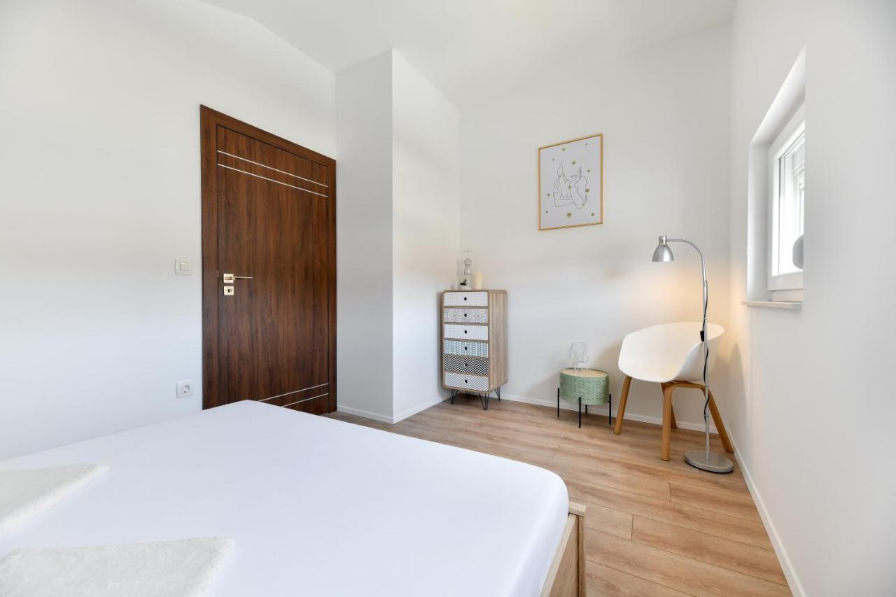 Modern Holiday Apartment "Libra" With Swimming Pool Posedarje Dış mekan fotoğraf