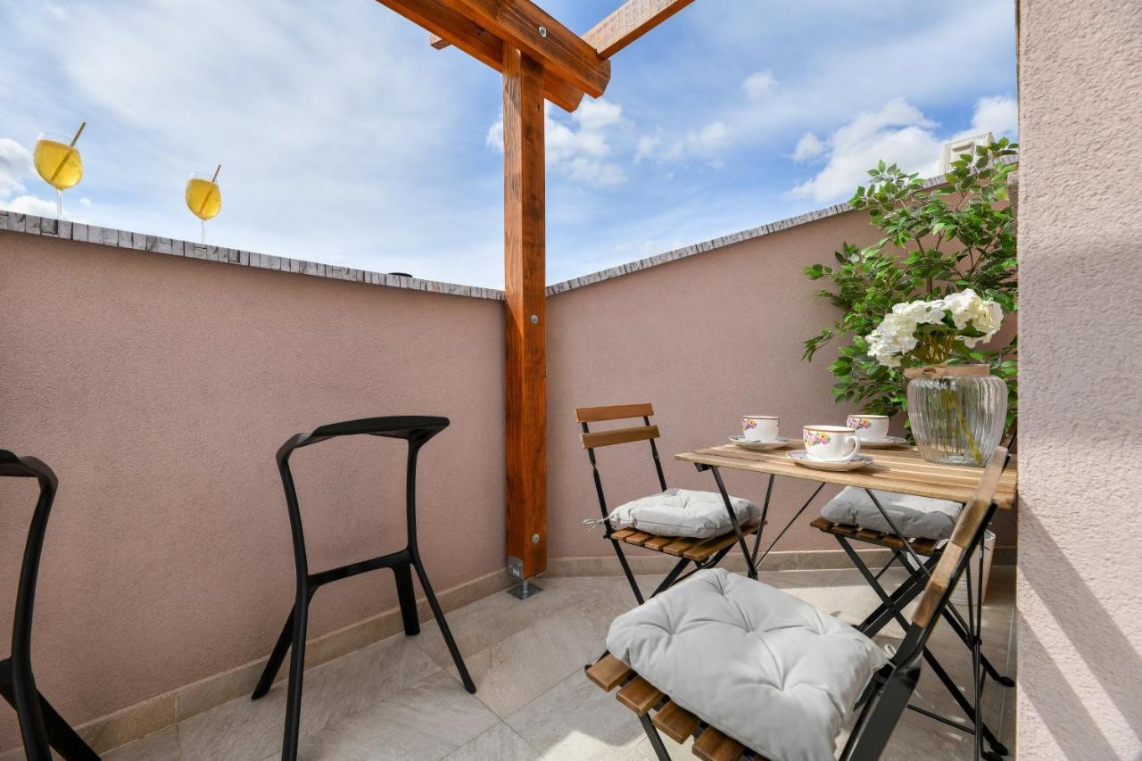 Modern Holiday Apartment "Libra" With Swimming Pool Posedarje Dış mekan fotoğraf